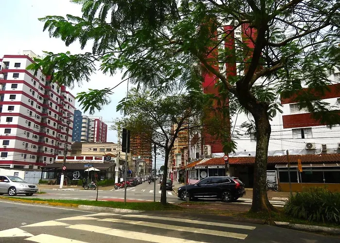 113 Canto Do Forte - 1Dorm - 200 M Da Praia E 20M Dos Bares E Restaurantes - Estacionamento Gratuito E Wi Fi , Tv A Cabo